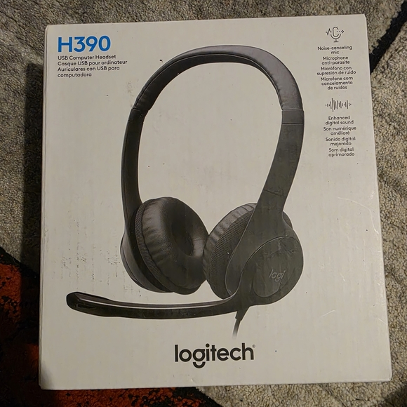 Logitech H390 USB Computer Headset - Picture 1 of 2